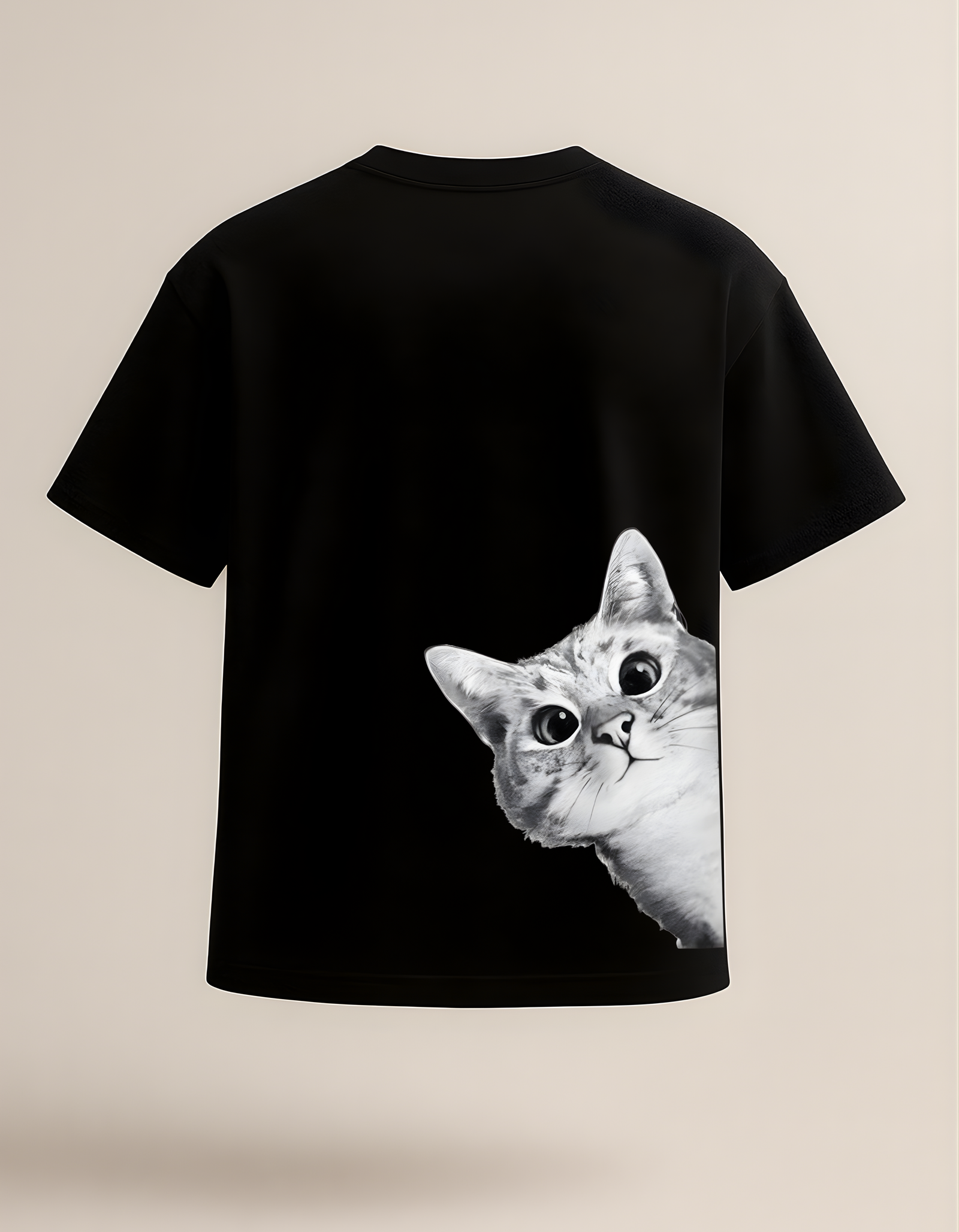 Peeking Cat- Oversized tshirt